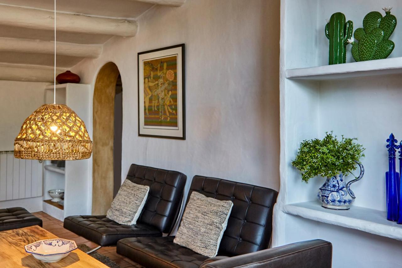 Sitges Hill Retreats-Masia Nur 22 Bedrooms Divided Over 9 Houses For Max 44 Guests Canyelles  Exterior photo